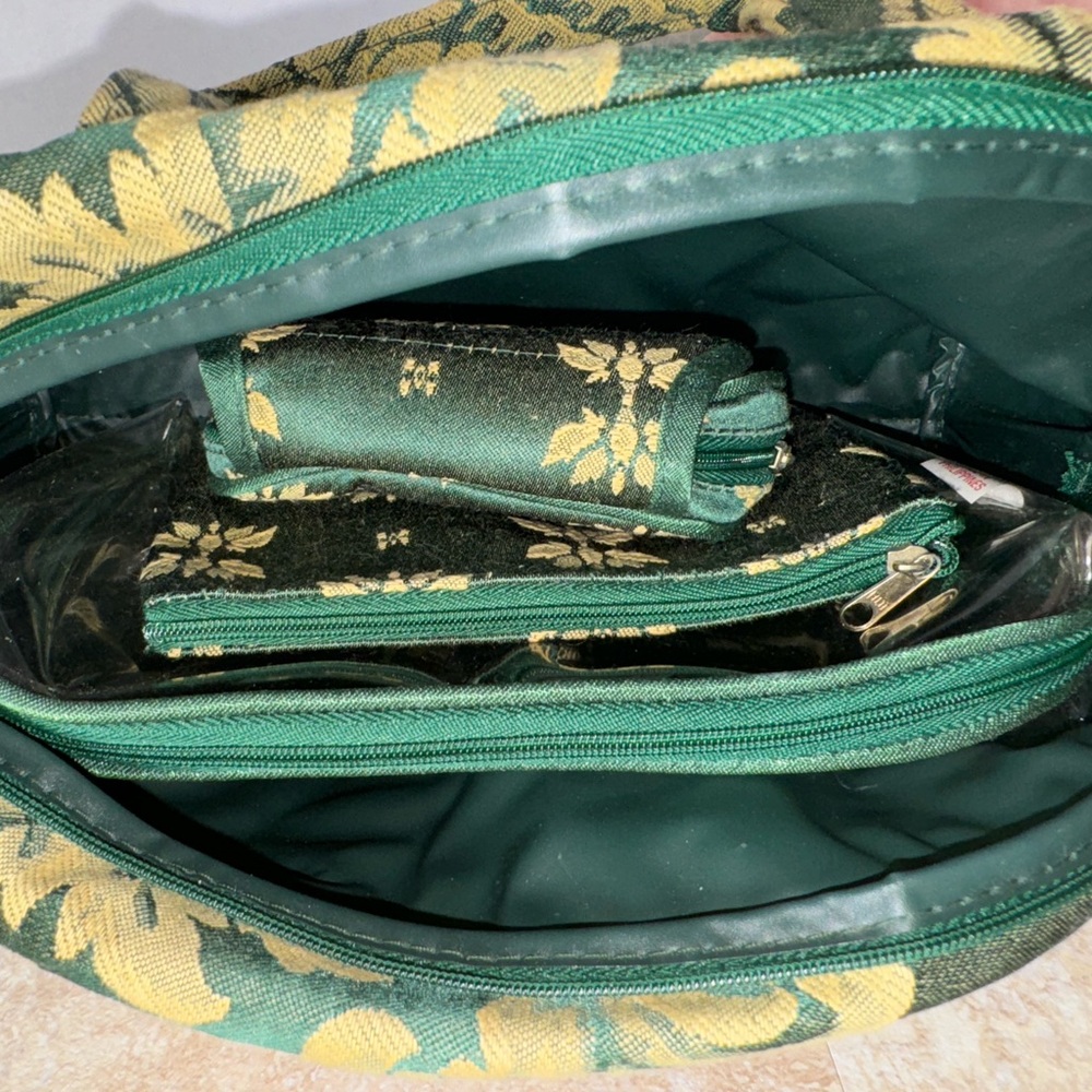 Vintage makeup or travel bag - Picture 14 of 14
